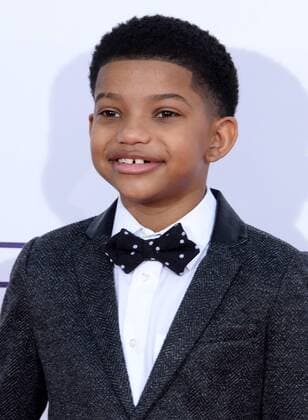 Actor Lonnie Chavis attends the 43rd annual People s Choice Awards at the Microsoft Theater in Los Angeles on January 18, 2017.  LAP201701182261 JIMxRUYMEN