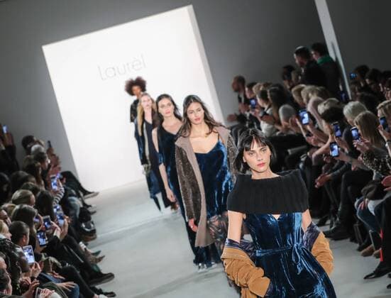 (170119) -- BERLIN, Jan. 18, 2017 -- Models display creations of German fashion label Laurel during the Mercedes-Benz Fashion Week Berlin Autumn Winter 2017 in Berlin, capital of Germany, on Jan. 18, 2017. )(swt) GERMANY-BERLIN-FASHION WEEK-LAUREL ShanxYuqi 