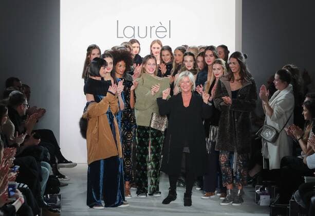 Themen der Woche (170119) -- BERLIN, Jan. 18, 2017 -- Designer of German fashion label Laurel Elisabeth Schwaiger (C F) greets the audience during the Mercedes-Benz Fashion Week Berlin Autumn Winter 2017 in Berlin, capital of Germany, on Jan. 18, 2017. )(swt) GERMANY-BERLIN-FASHION WEEK-LAUREL ShanxYuqi 