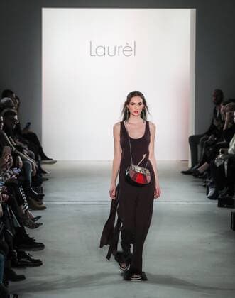 (170119) -- BERLIN, Jan. 18, 2017 -- A model displays a creation of German fashion label Laurel during the Mercedes-Benz Fashion Week Berlin Autumn Winter 2017 in Berlin, capital of Germany, on Jan. 18, 2017. )(swt) GERMANY-BERLIN-FASHION WEEK-LAUREL ShanxYuqi 