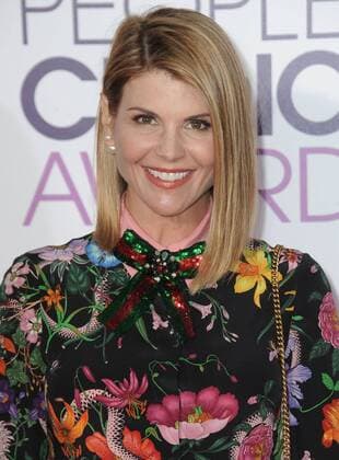 January 18, 2017 - Hollywood, California, U.S. - Lori Loughlin attends The 43rd People s Choice Awards - Arrivals held at the Microsoft Theater L.A. Live in Los Angeles, California on January 18, 2017. 2017 Hollywood U.S. - ZUMAl86_ 20170118_zaf_l86_059