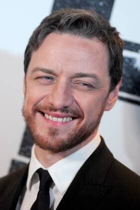 James McAvoy arrives on the red carpet at the New York Premiere of Split at SVA Theater on January 18, 2017 in New York City.  NYP20170118106 DENNISxVANxTINE