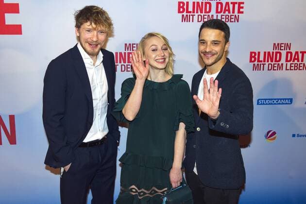 Jacob Matschenz, Anna Maria Mühe und Kostja Ullmann bei der Premiere des Kinofilms Mein Blind Date mit dem Leben im Kino in der Kulturbrauerei. Berlin, 18.01.2017 Foto:xC.xBehringx xFuturexImage