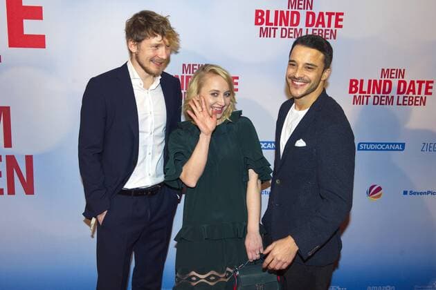 Jacob Matschenz, Anna Maria Mühe und Kostja Ullmann bei der Premiere des Kinofilms Mein Blind Date mit dem Leben im Kino in der Kulturbrauerei. Berlin, 18.01.2017 Foto:xC.xBehringx xFuturexImage