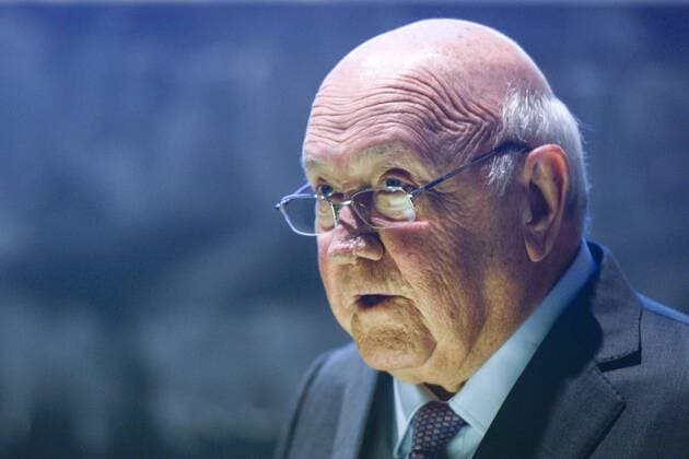 January 18, 2017 - Dublin, Ireland - Nobel Peace Prize winner and former South African President, FW de Klerk, addresses the Trinity College Law Society after he was presented with the Praeses Elit Award as a recognition of his key role in ending apartheid and his outstanding contribution to reconciliation in South Africa..On Wednesday, 18 January 2017, in Dublin, Ireland. Dublin Ireland  - ZUMAn230 20170118_zaa_n230_314