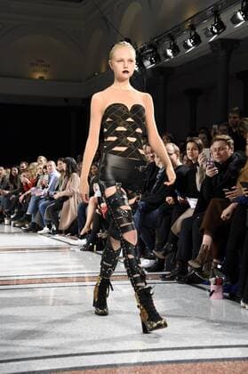 Model bei der Marina Hoermanseder Fashion Show auf der Mercedes-Benz Fashion Week Berlin Autumn Winter 2017. Berlin, 19.01.2017 Foto:xF.xKernx xFuturexImage