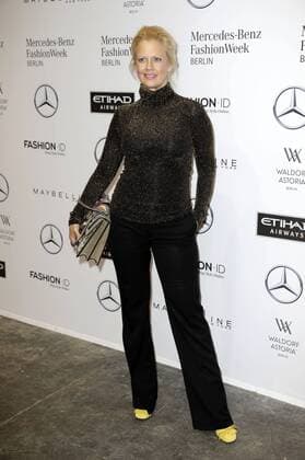 Barbara Schöneberger bei der Dawid Tomaszewski Fashion Show auf der Mercedes-Benz Fashion Week Berlin Autumn Winter 2017. Berlin, 19.01.2017 Foto:xS.xGabschx xFuturexImage