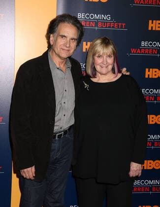 January 19, 2017 - New York, New York, U.S. - Businessman Warren Buffett s children PETER BUFFETT and SUSIE BUFFETT attend the world premiere of the HBO film Becoming Warren Buffett held at the Museum of Modern Art. New York U.S. - ZUMAk03_ 20170119_zaf_k03_050
