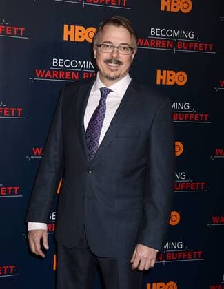 January 19, 2017 - New York, New York, U.S. - Director VINCE GILLIGAN attends the world premiere of the HBO film Becoming Warren Buffett held at the Museum of Modern Art. New York U.S. - ZUMAk03_ 20170119_zaf_k03_089