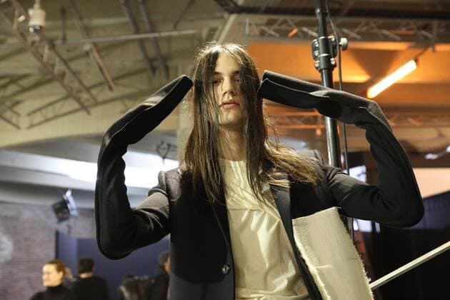 Paris Fashion Week - Rick Owens Modenschau defile mode masculine rick owens CELEBRITES : Fashion Week Mode Masculine - Rick Owens Collection Automne Hiver - Paris - 19 01 2017 stephanechemin panoramic 