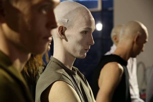Paris Fashion Week - Rick Owens Modenschau defile mode masculine rick owens CELEBRITES : Fashion Week Mode Masculine - Rick Owens Collection Automne Hiver - Paris - 19 01 2017 stephanechemin panoramic 