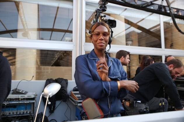 Paris Fashion Week - Promis bei Louis Vuitton Modenschau defile mode masculine Louis vuitton DJ Honey Dijon CELEBRITES : Fashion Week Mode Masculine - Louis Vuitton Collection Automne Hiver - Paris - 19 01 2017 stephanechemin panoramic 