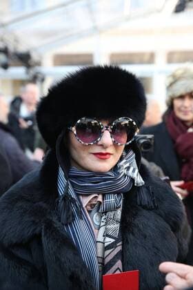 Paris Fashion Week - Promis bei Louis Vuitton Modenschau defile mode masculine Louis vuitton CELEBRITES : Fashion Week Mode Masculine - Louis Vuitton Collection Automne Hiver - Paris - 19 01 2017 stephanechemin panoramic 