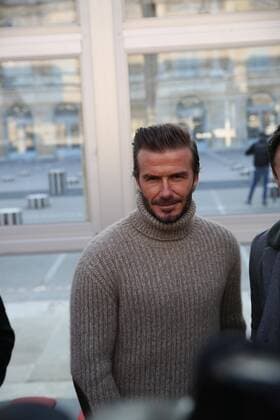 Paris Fashion Week - Promis bei Louis Vuitton Modenschau defile mode masculine Louis vuitton david beckham CELEBRITES : Fashion Week Mode Masculine - Louis Vuitton Collection Automne Hiver - Paris - 19 01 2017 stephanechemin panoramic 
