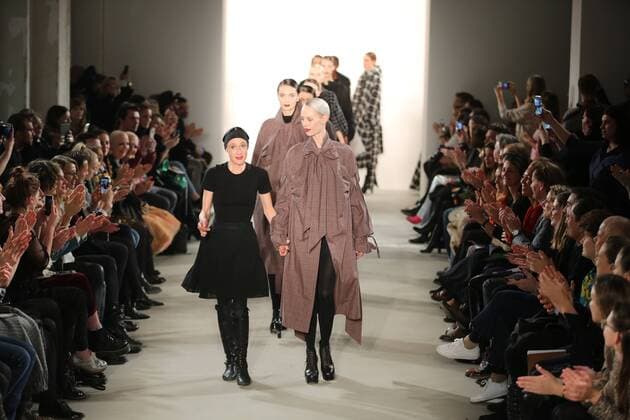 I VR Isabel Vollrath at the Fashion Week Berlin I VR Isabel Vollrath showcases its latest Autumn Winter 2017 Collections in the Kaufhaus Jandorf in the Brunnenstrasse in Berlin-Mitte during the Mercedes-Benz Fashion Week Berlin Autumn Winter 2017 Collections. The photo shows models with the I VR Isabel Vollrath collection and the Desiner on the catwalk.  SimonexKuhlmey