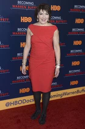 Bonnie Fuller bei der Premiere der HBO-Dokumentation Becoming Warren Buffett im Museum of Modern Art. New York, 19.01.2017 Foto:xD.xVanxTinex xFuturexImage