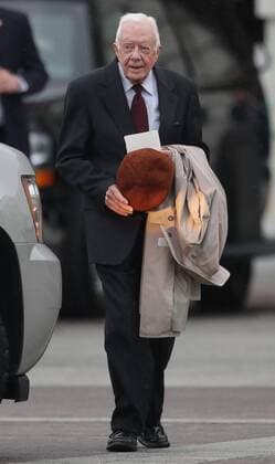 January 20, 2017 - Washington, DC, United States - Former President Jimmy Carter departs the inauguration of US President Donald Trump at the United States Capitol, in Washington, DC, January 20, 2017. Washington United States - ZUMAh142 20170120_zap_h142_021