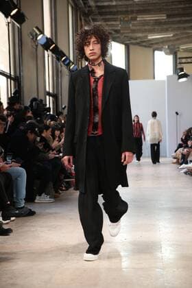 Paris Fashion Week, Modenschau ANN DEMEULEMEESTER - Paris, Frankreich - 20 01 2017 stephanechemin panoramic 