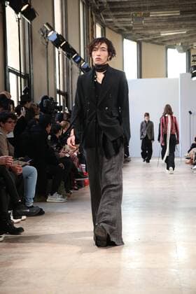 Paris Fashion Week, Modenschau ANN DEMEULEMEESTER - Paris, Frankreich - 20 01 2017 stephanechemin panoramic 