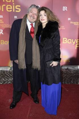 Volker Brandt mit Ehefrau Donna Cohn-Brandt bei der Verleihung des 38. Bayerischen Filmpreises 2016 im Prinzregententheater. München, 20.01.2017 Foto:xS.xGabschx xFuturexImage
