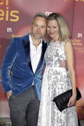 Thomas Darchinger und Katharina Schwarz bei der Verleihung des 38. Bayerischen Filmpreises 2016 im Prinzregententheater. München, 20.01.2017 Foto:xS.xGabschx xFuturexImage