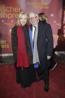 Klaus Doldinger mit Ehefrau Inge bei der Verleihung des 38. Bayerischen Filmpreises 2016 im Prinzregententheater. München, 20.01.2017 Foto:xS.xGabschx xFuturexImage