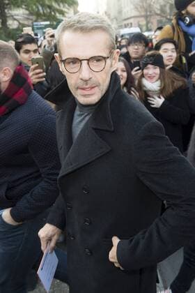 Lambert Wilson CELEBRITES : Arrivees des invites au defile Dior - Paris - 21 01 2017 JBAutissier Panoramic 