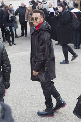 Lewis Hamilton CELEBRITES : Arrivees des invites au defile Dior - Paris - 21 01 2017 JBAutissier Panoramic 