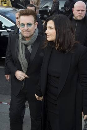 Le chanteur Bono et sa femme Ali Hewson CELEBRITES : Arrivees des invites au defile Dior - Paris - 21 01 2017 JBAutissier Panoramic 