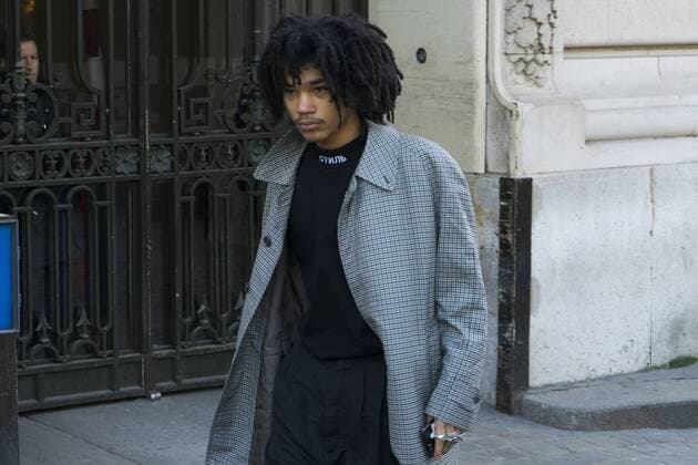 January 21, 2017 - Paris, France - Guest attends the Dior Homme Menswear Fall Winter 2017-2018 show as part of Paris Fashion Week on January 21, 2017 in Paris, France. Paris France  - ZUMAn230 20170122_zaa_n230_021