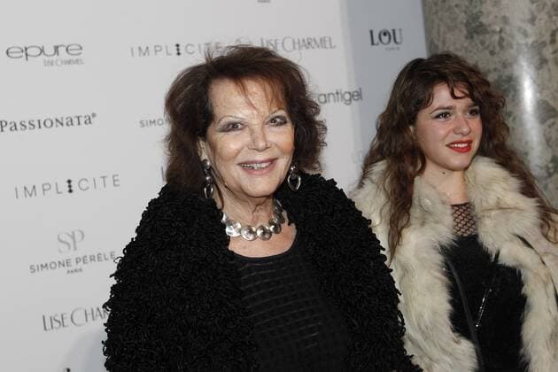 Paris Fashion Week - Lingerie Mon Amour Modenschau Claudia Cardinale CELEBRITES : Defile Lingerie mon Amour - Paris - 22 01 2017 MichaelBaucher Panoramic 