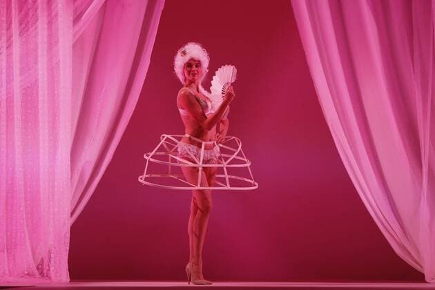 Paris Fashion Week - Lingerie Mon Amour Modenschau Defile Lingerie mon Amour CELEBRITES : Defile Lingerie mon Amour - Paris - 22 01 2017 MichaelBaucher Panoramic 