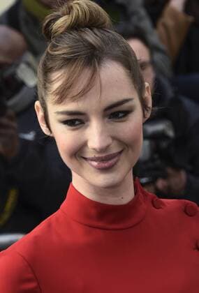 Louise Bourgoin ( actrice, mannequin et animatrice ) MODE : Fashion Week - Dior - 23 01 2017 FedericoPestellini Panoramic 