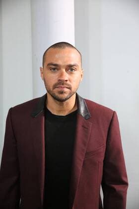Fashion Week mode masculine - Lanvin - Paris - 22 01 2017 Jesse Williams CELEBRITES : Fashion Week mode masculine - Lanvin - Paris - 22 01 2017 STEPHANEChemin panoramic 