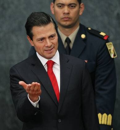 Themen der Woche Mexico s President Enrique Pena Nieto speaks durin an act at the official residence Los Pinos in Mexico City, Mexico, 23 January 2017. Pena Nieto declared that he will seek a negotiation with the new United States Government that includes all issues and asked any repatriation of undocumented immigrants to be organized and coordinated. EFE Mario Guzman PENA SEEKS DIALOGUE WITH THE US AND ORGANIZED REPATRIATION OF IMMIGRANTS !ACHTUNG: NUR REDAKTIONELLE NUTZUNG!  MEX001 20170123-636208040682975693