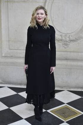 214987 Valentin Paoli Starface 2017-01-23 Paris France Paris Fashion Week 2017. Defile Dior. People. Photocall. Dunst, Kirsten  Copyright: xValentinxPaolix xStarfacex STAR_214987_024