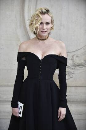 214987 Valentin Paoli Starface 2017-01-23 Paris France Paris Fashion Week 2017. Defile Dior. People. Photocall. Kruger, Diane  Copyright: xValentinxPaolix xStarfacex STAR_214987_058