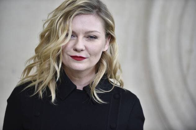 214987 Valentin Paoli Starface 2017-01-23 Paris France Paris Fashion Week 2017. Defile Dior. People. Photocall. Dunst, Kirsten  Copyright: xValentinxPaolix xStarfacex STAR_214987_091