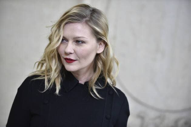 214987 Valentin Paoli Starface 2017-01-23 Paris France Paris Fashion Week 2017. Defile Dior. People. Photocall. Dunst, Kirsten  Copyright: xValentinxPaolix xStarfacex STAR_214987_092
