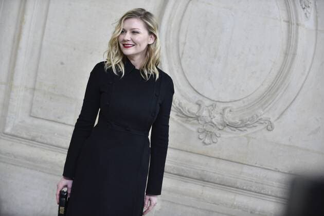214987 Valentin Paoli Starface 2017-01-23 Paris France Paris Fashion Week 2017. Defile Dior. People. Photocall. Dunst, Kirsten  Copyright: xValentinxPaolix xStarfacex STAR_214987_095