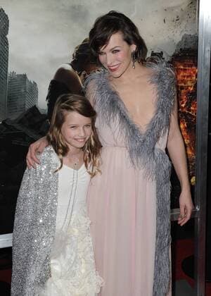 January 23, 2017 - Hollywood, California, U.S. - Ever Gabo Anderson, Milla Jovovich attends The Los Angeles Premiere of Resident Evil: The Final Chapter held at the RealD Premiere Cinema L.A.Live in Los Angeles, California on January 23, 2017. 2017 Hollywood U.S. - ZUMAl86_ 20170123_zaf_l86_039