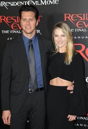 January 23, 2017 - Hollywood, California, U.S. - Hayes MacArthur, Ali Larter attends The Los Angeles Premiere of Resident Evil: The Final Chapter held at the RealD Premiere Cinema L.A.Live in Los Angeles, California on January 23, 2017. 2017 Hollywood U.S. - ZUMAl86_ 20170123_zaf_l86_073