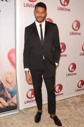 LOS ANGELES - JAN 23: Jeffrey Bowyer-Chapman at the Love By The 10th Date Premiere Screening at London Hotel on January 23, 2017 in West Hollywood, CA  Copyright: xHPAx xIPAx