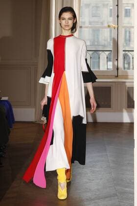 214981 Marineau Starface 2017-01-23 Paris France Paris Fashion week. Defile Haute Couture Printemps ete 2017.SCHIAPARELLI. Schiaparelli, spring-summer 2017 Paris, France Paris Fashion week. Defile Haute Couture Spring Summer 2017. SCHIAPARELLI. Editorial use only _sans_perso  Copyright: xMarineaux STAR_214981_010