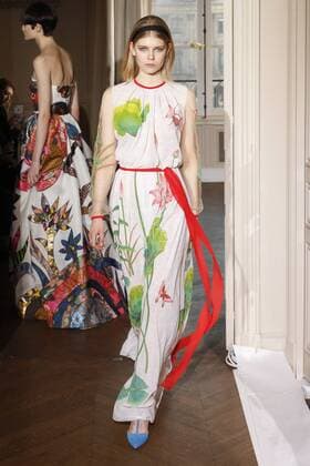 214981 Marineau Starface 2017-01-23 Paris France Paris Fashion week. Defile Haute Couture Printemps ete 2017.SCHIAPARELLI. Schiaparelli, spring-summer 2017 Paris, France Paris Fashion week. Defile Haute Couture Spring Summer 2017. SCHIAPARELLI. Editorial use only _sans_perso  Copyright: xMarineaux STAR_214981_023