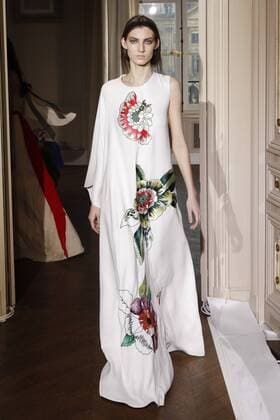 214981 Marineau Starface 2017-01-23 Paris France Paris Fashion week. Defile Haute Couture Printemps ete 2017.SCHIAPARELLI. Schiaparelli, spring-summer 2017 Paris, France Paris Fashion week. Defile Haute Couture Spring Summer 2017. SCHIAPARELLI. Editorial use only _sans_perso  Copyright: xMarineaux STAR_214981_025