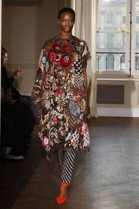 214981 Marineau Starface 2017-01-23 Paris France Paris Fashion week. Defile Haute Couture Printemps ete 2017.SCHIAPARELLI. Schiaparelli, spring-summer 2017 Paris, France Paris Fashion week. Defile Haute Couture Spring Summer 2017. SCHIAPARELLI. Editorial use only _sans_perso  Copyright: xMarineaux STAR_214981_032