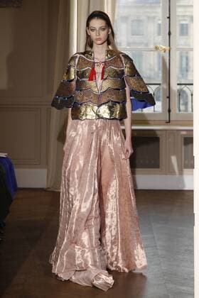 214981 Marineau Starface 2017-01-23 Paris France Paris Fashion week. Defile Haute Couture Printemps ete 2017.SCHIAPARELLI. Schiaparelli, spring-summer 2017 Paris, France Paris Fashion week. Defile Haute Couture Spring Summer 2017. SCHIAPARELLI. Editorial use only _sans_perso  Copyright: xMarineaux STAR_214981_036