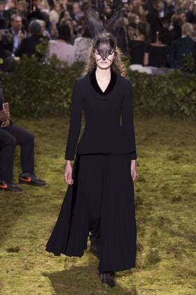 214998 Marineau Starface 2017-01-23 Paris France Paris Fashion Week 2017. Défilé Haute Couture Christian Dior. Paris Fashion Week 2017. Haute Couture Fashion Show Christian Dior. Christian Dior , Couture, spring-summer 2017 Paris, France Editorial use only _sans_perso  Copyright: xMarineaux STAR_214998_012