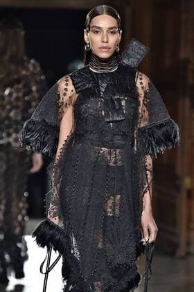 215001 Marineau Starface 2017-01-23 Paris France Paris Fashion Week 2017. Défilé Haute Couture Givenchy. Paris Fashion Week 2017. Haute Couture Fashion Show Givenchy. Givenchy, spring-summer 2017 Paris, France Editorial use only _sans_perso  Copyright: xMarineaux STAR_215001_015